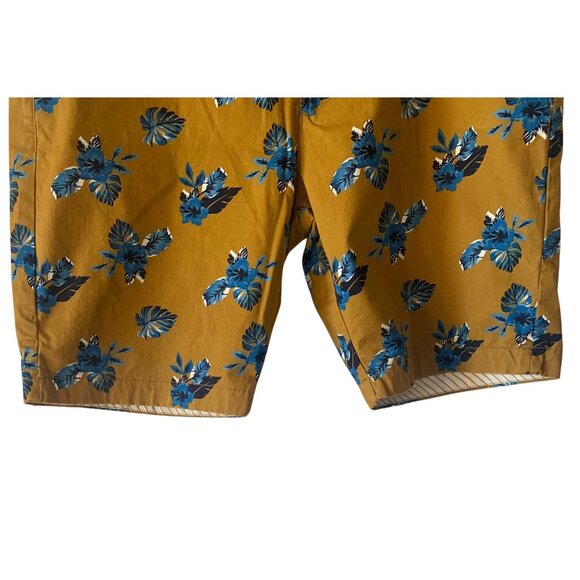DENIM & FLOWER Ricky Singh Gold + Blue Hibiscus Print Men's Shorts NWOT Size 38 - Picture 6 of 8
